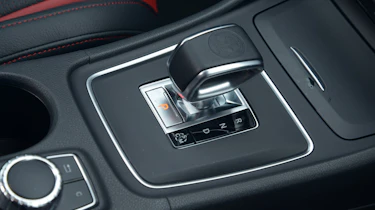 Mercedes A45 AMG 2014 gear