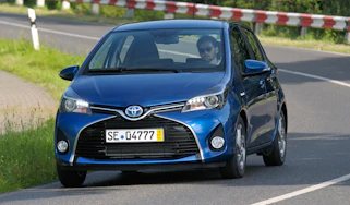 Toyota Yaris Hybrid (2012-2020) review