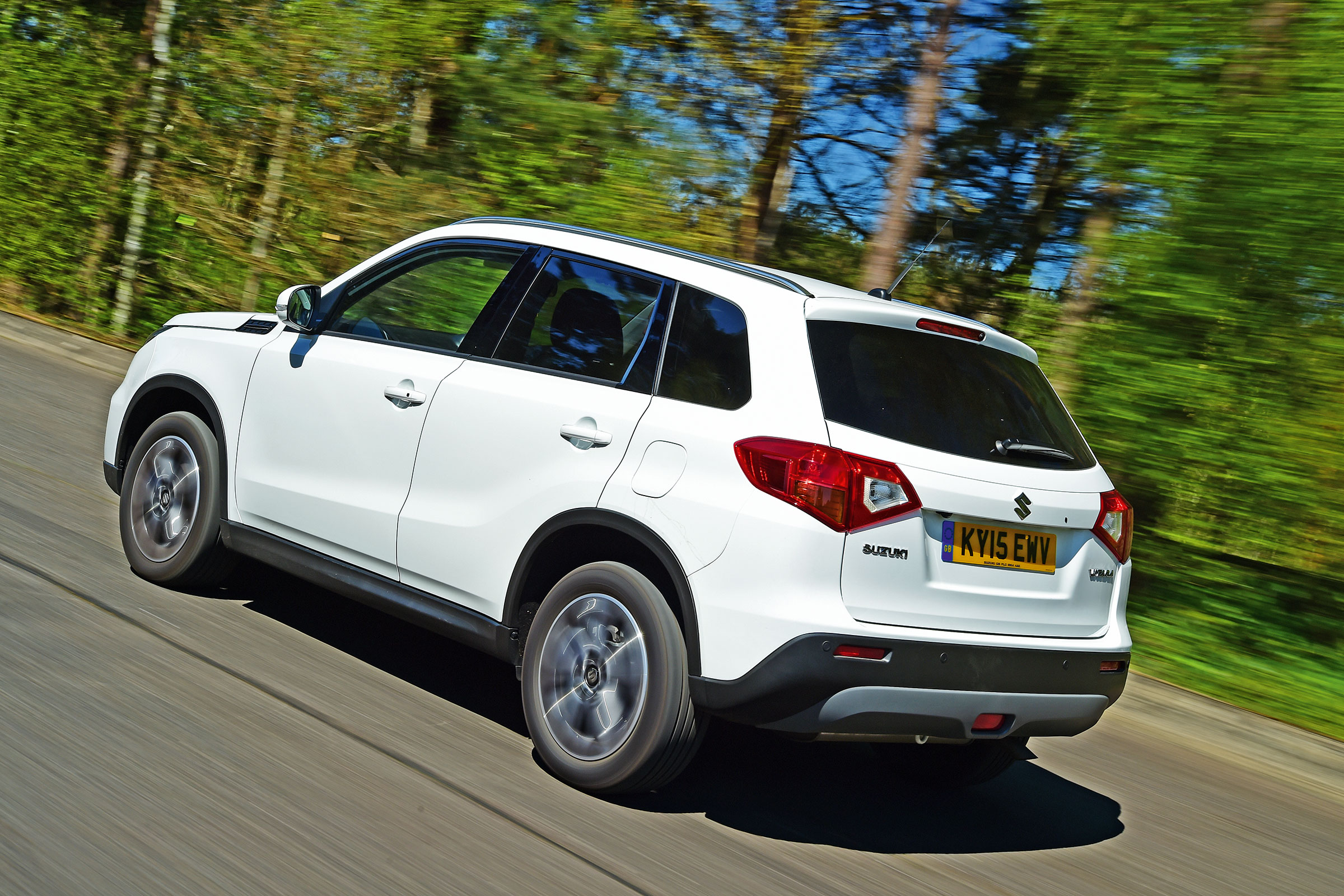 Suzuki Vitara - rear tracking