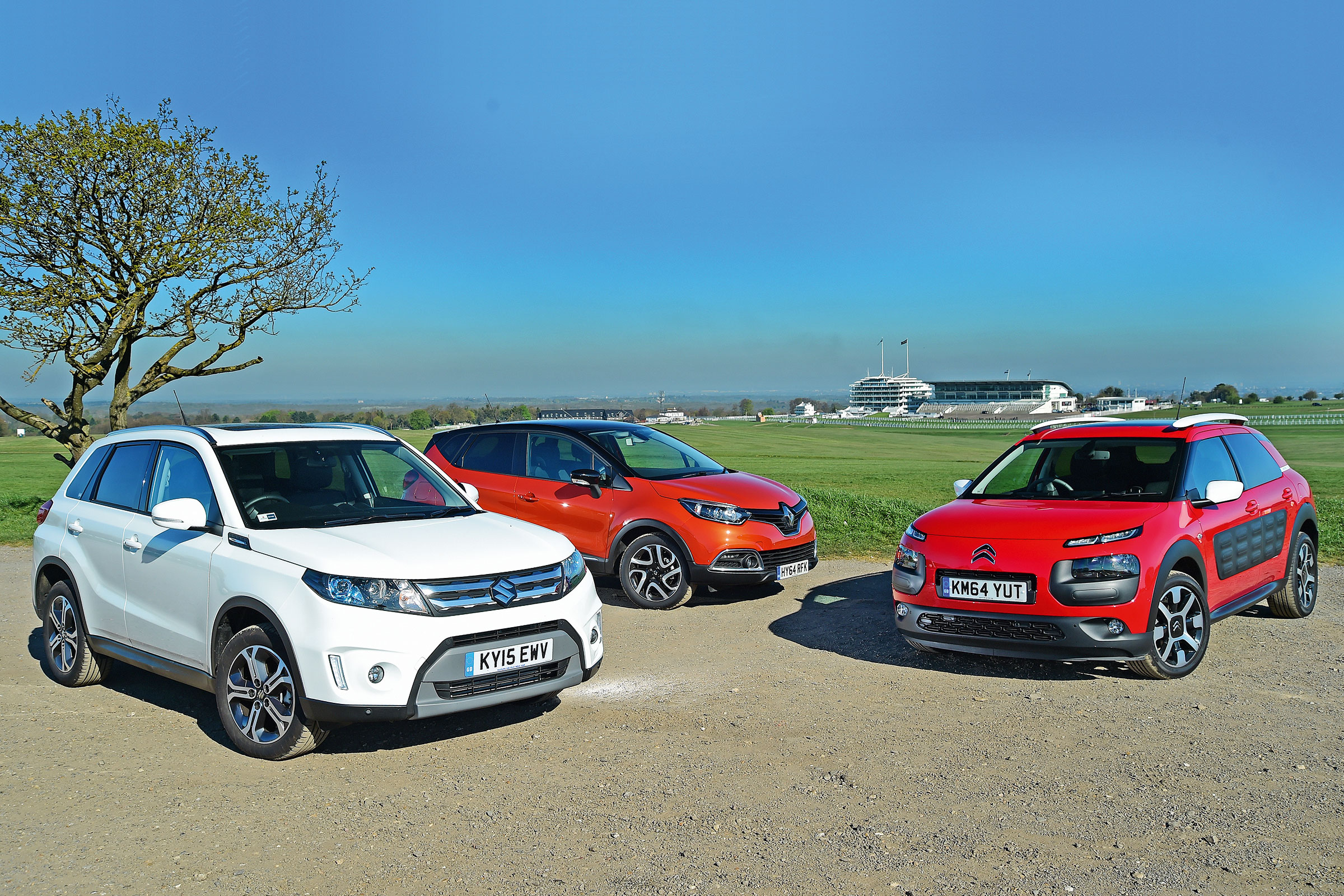 Suzuki Vitara vs Citroen C4 Cactus &amp; Renault Captur