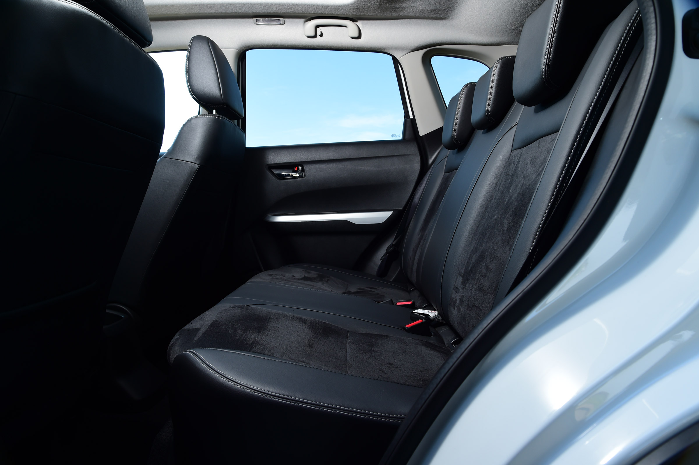 Suzuki Vitara - rear seats