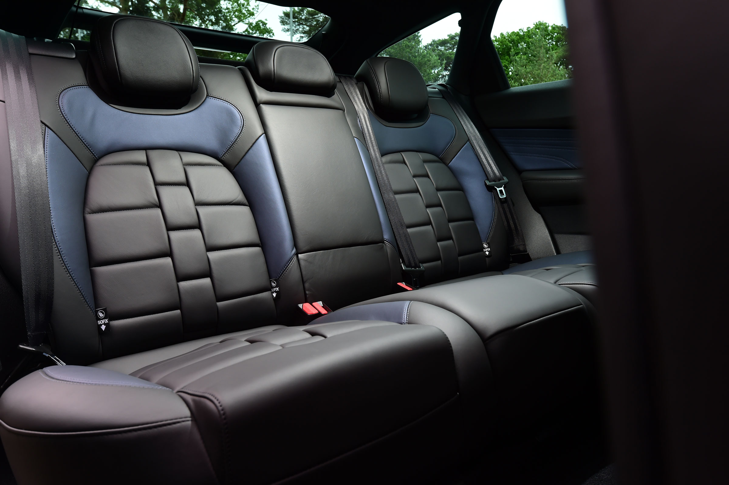DS 5 rear seats
