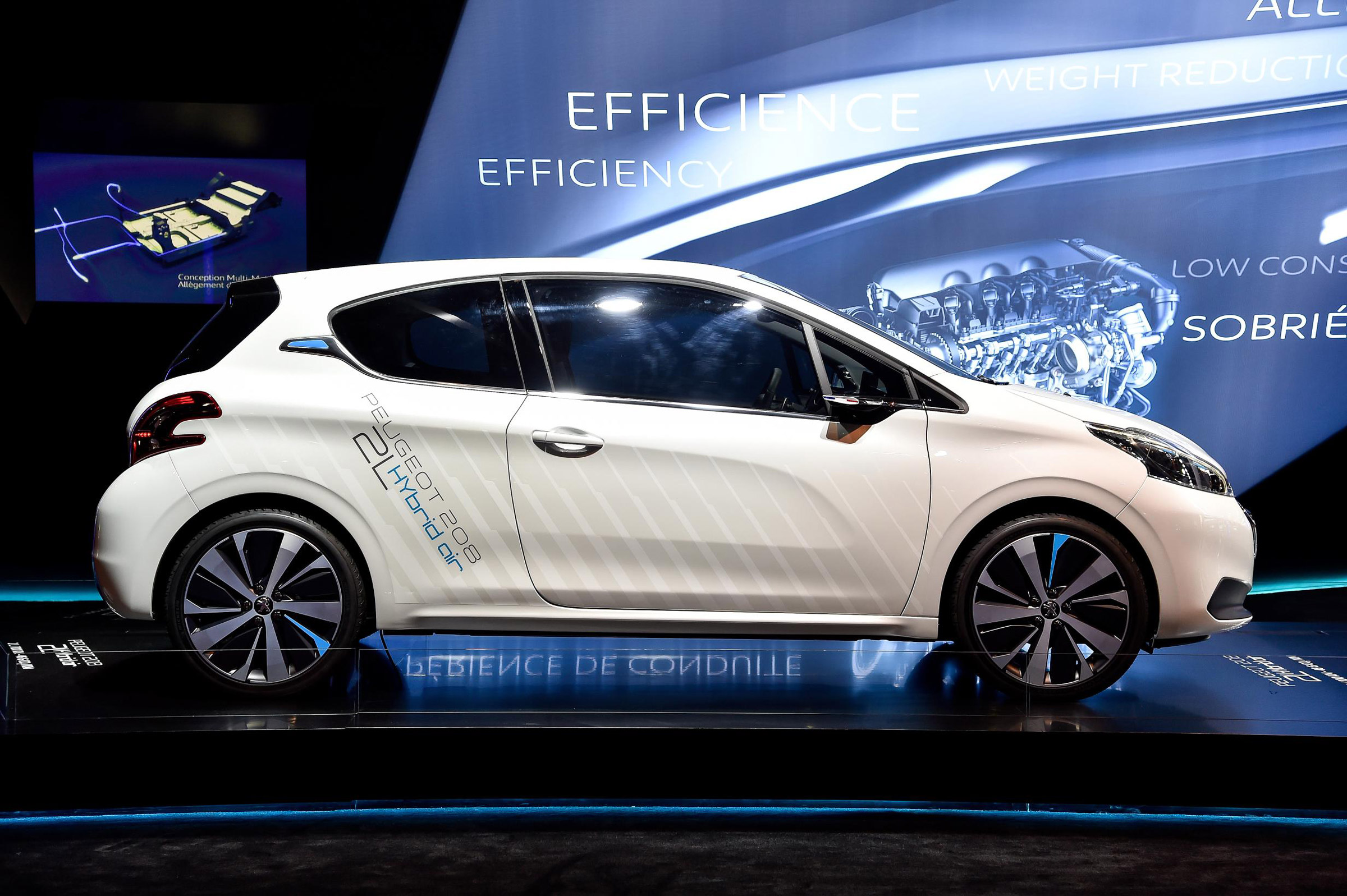 208 Hybridair paris