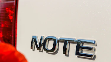 Nissan Note badge