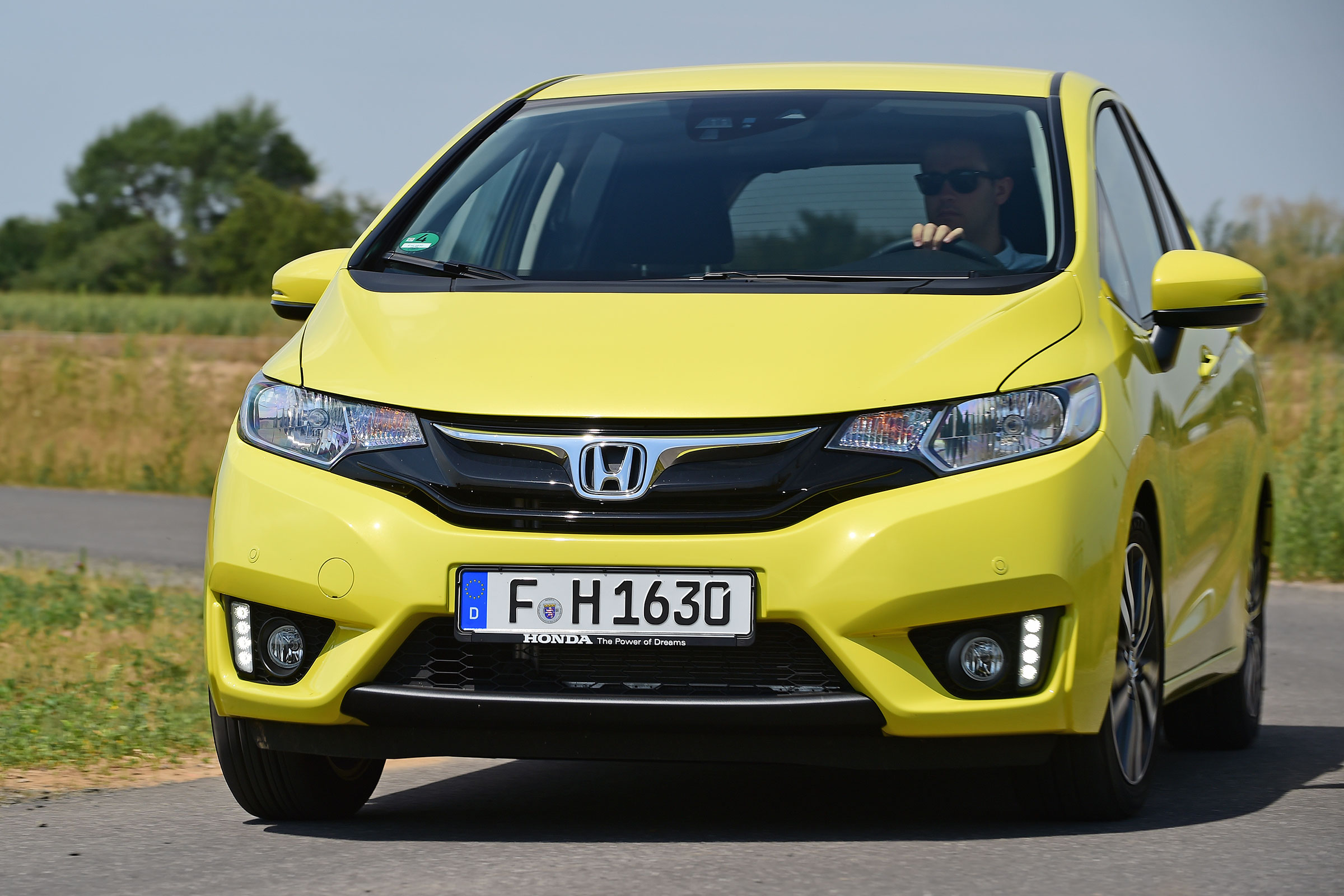 Honda Jazz - front cornering