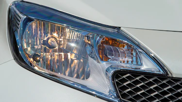 Nissan Note headlight