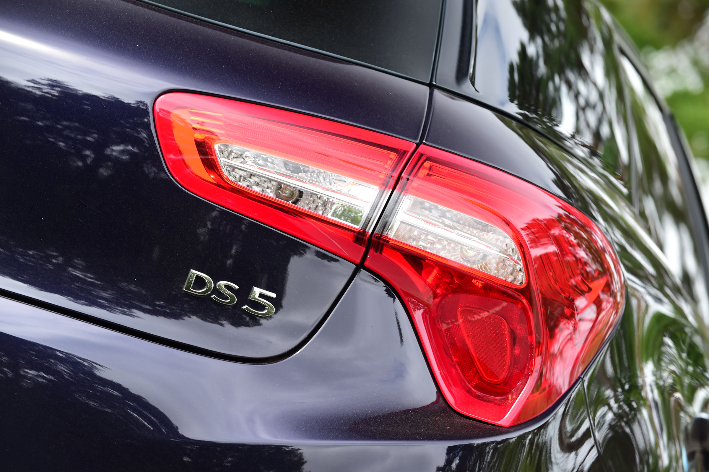 DS 5 rear light