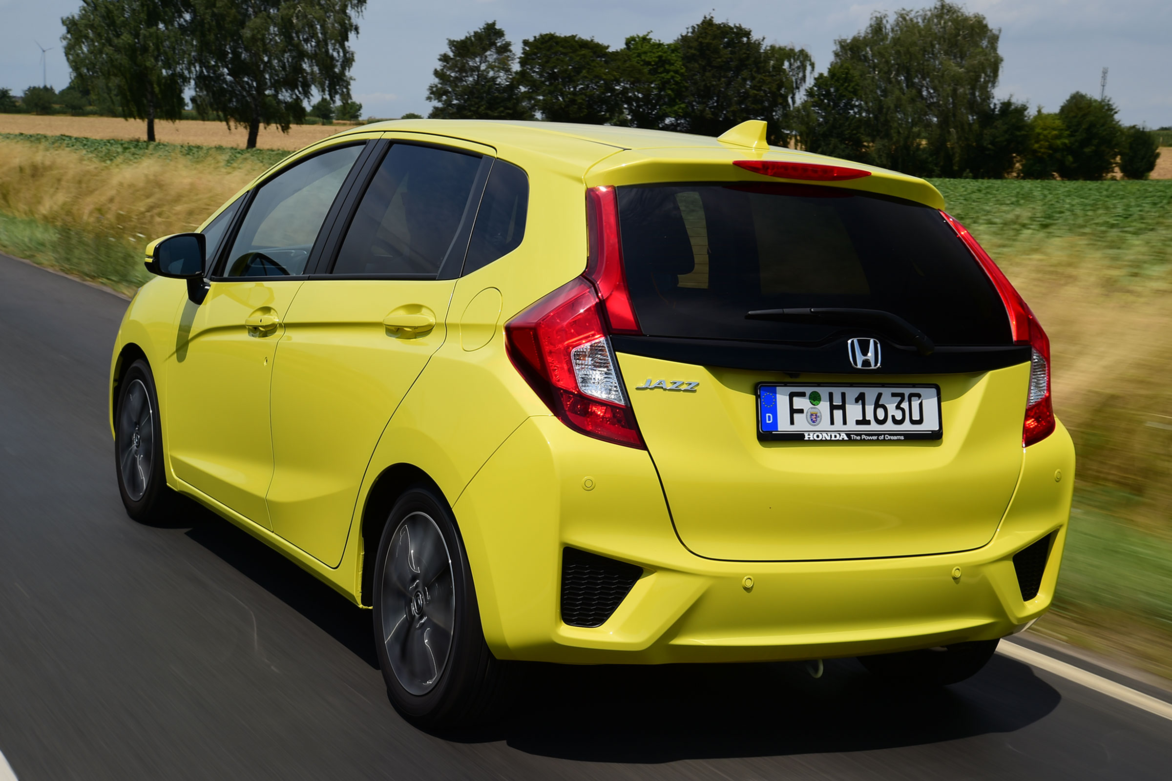 Honda Jazz - rear tracking