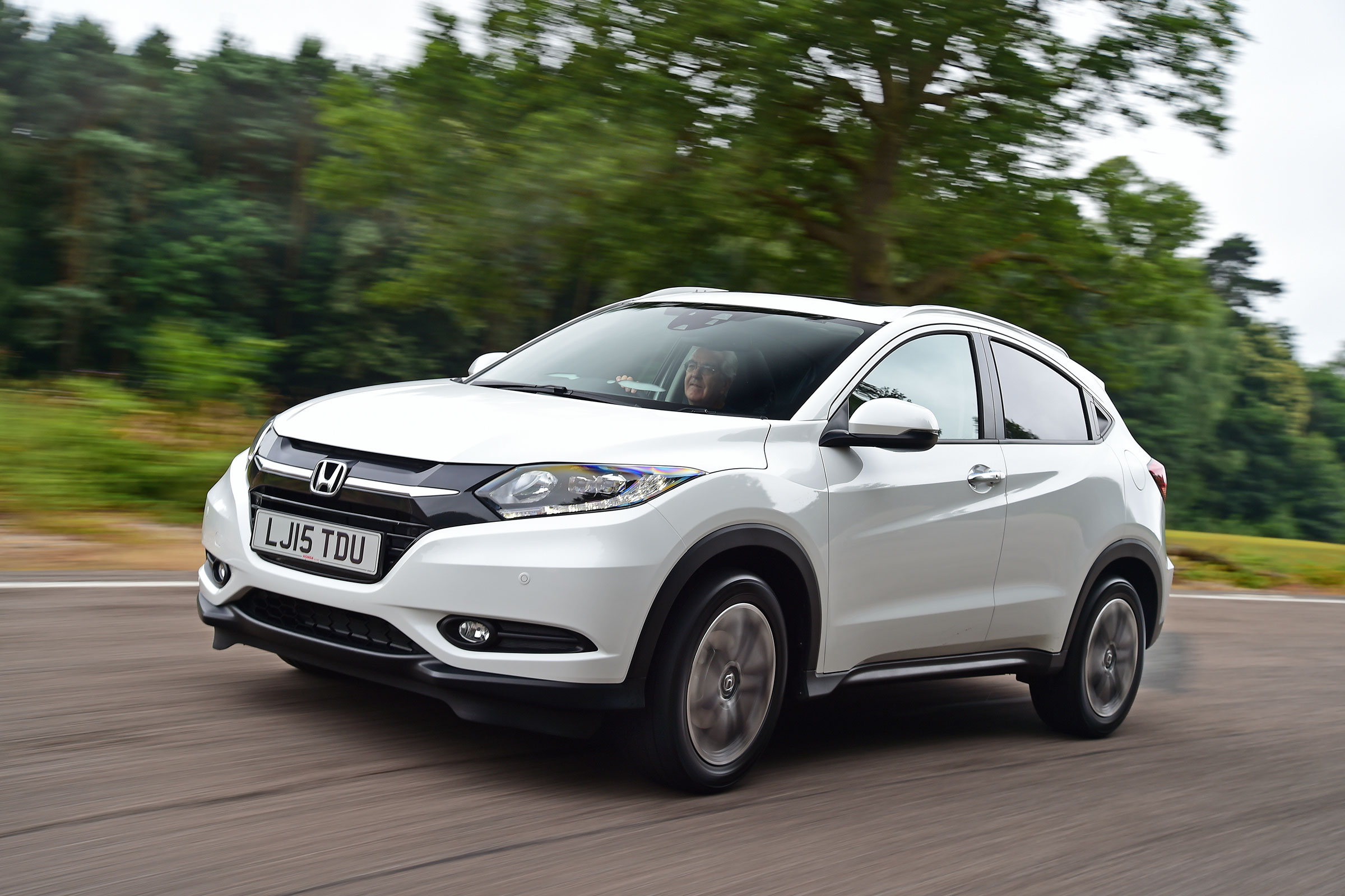 Honda HR-V - front action