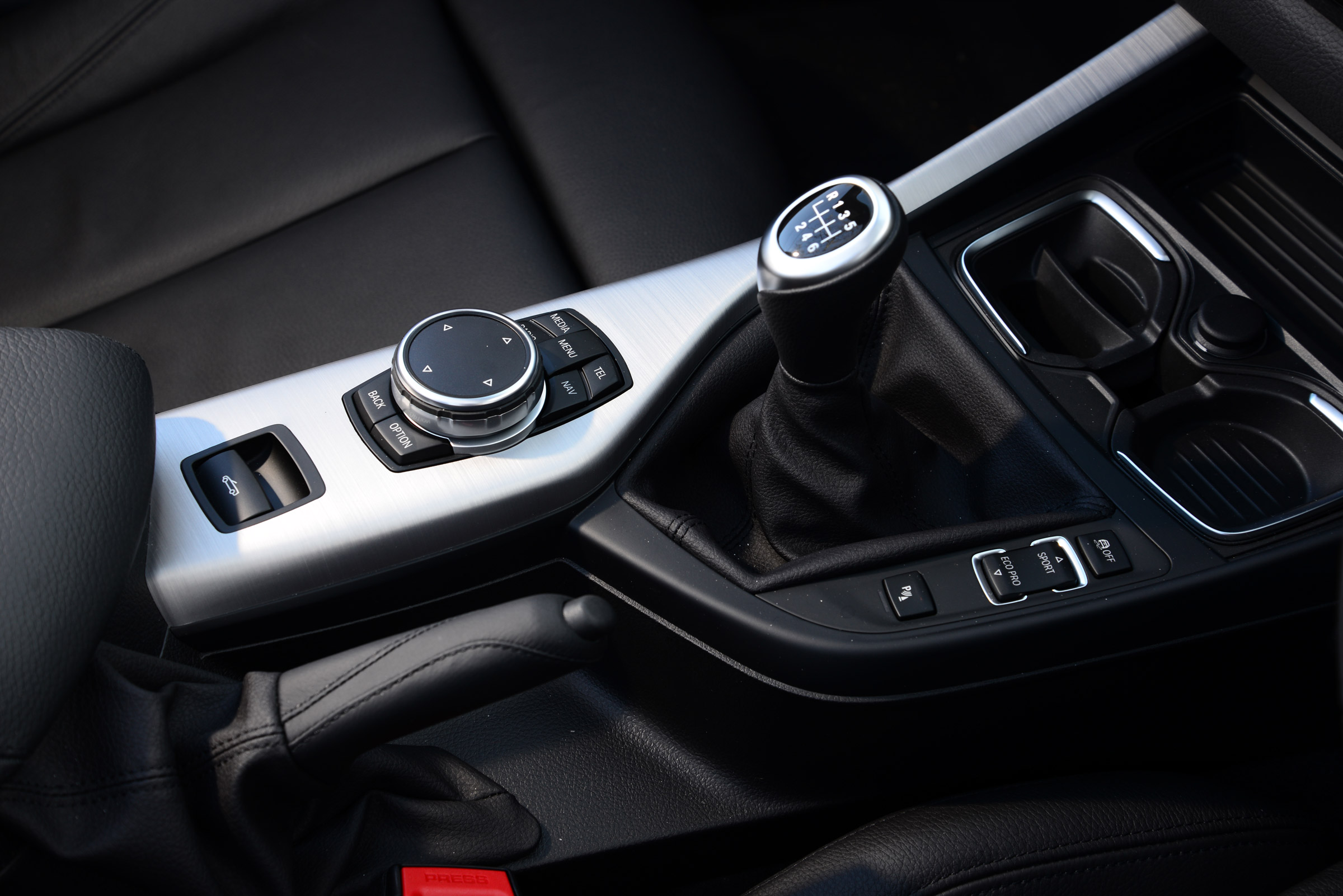 BMW 220d Convertible gearstick