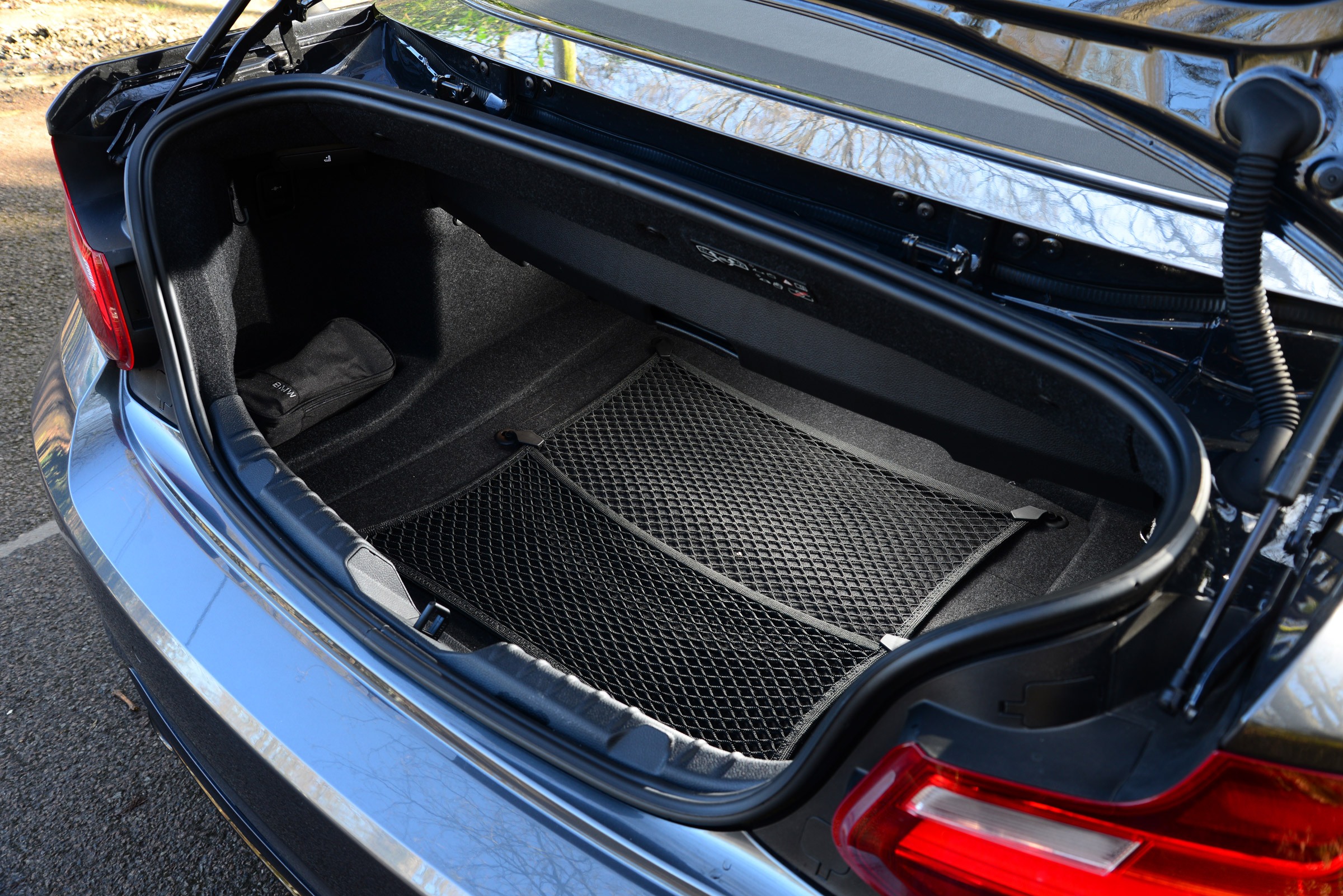 BMW 220d Convertible boot