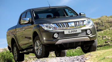 Mitsubishi L200 - front static