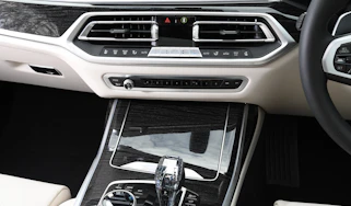 Peugeot 308 GT front