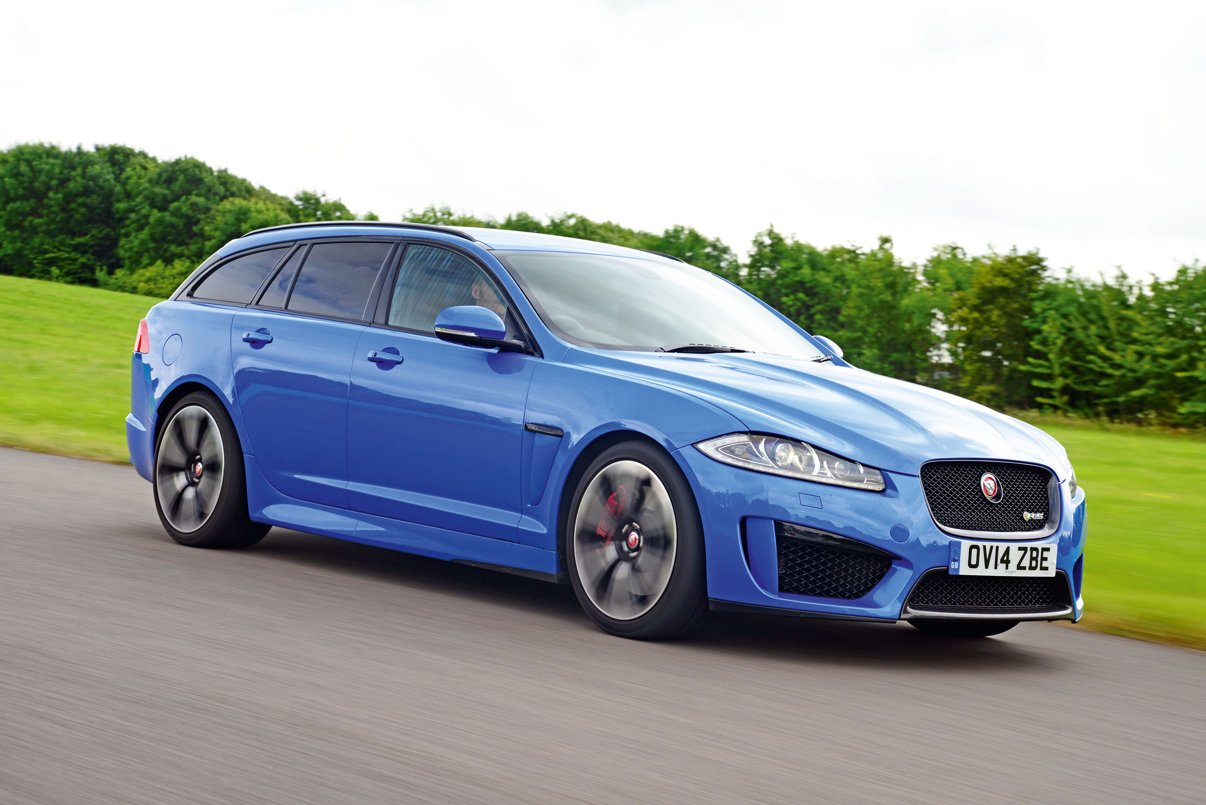 Jaguar XFR-S Sportbrake front tracking