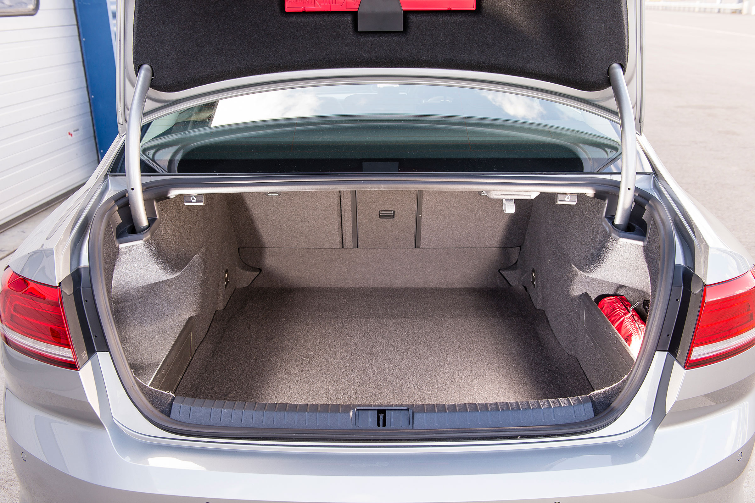 VW Passat - boot