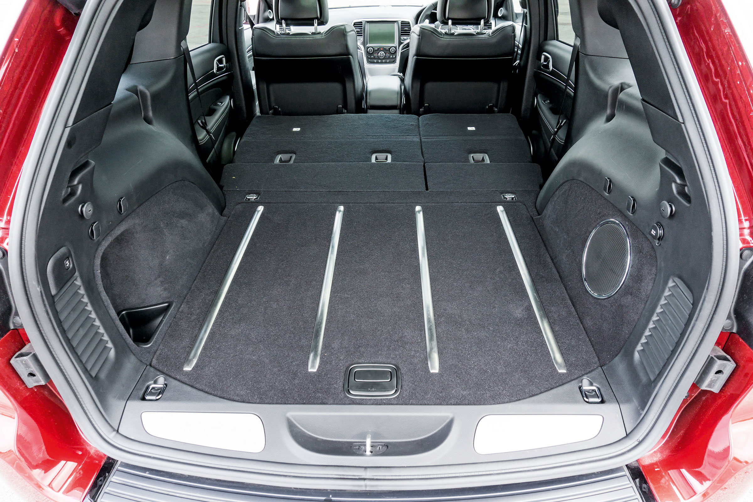 Jeep Grand Cherokee SRT - boot