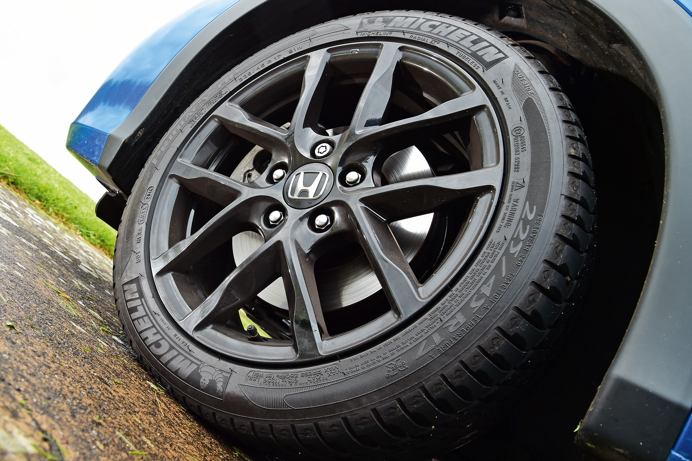 Honda Civic - wheel