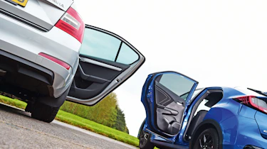 Honda Civic vs Skoda Octavia - rear doors