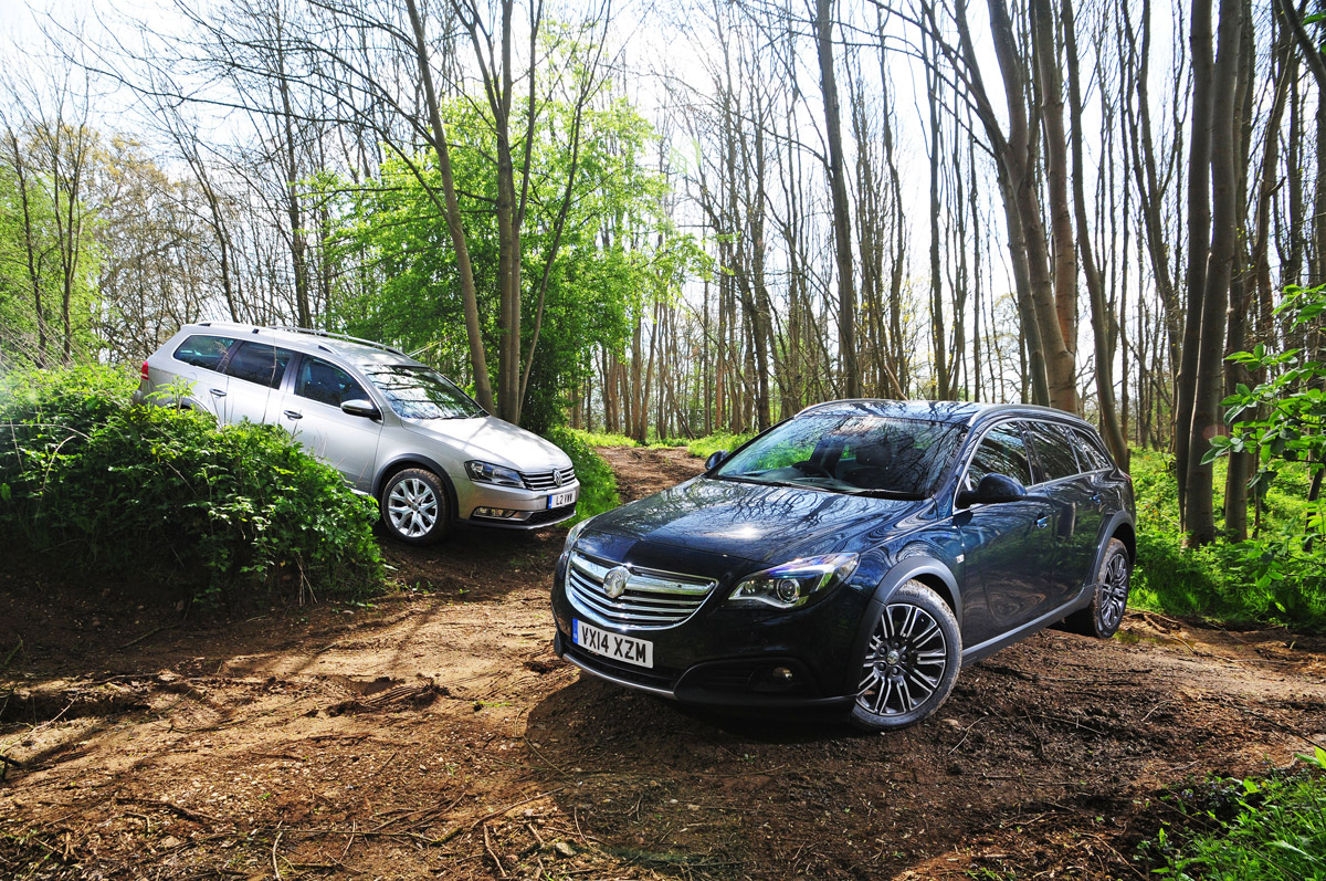 Vauxhall Insignia Country Tourer vs VW Passat Alltrack