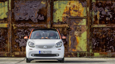 Smart ForTwo - white static