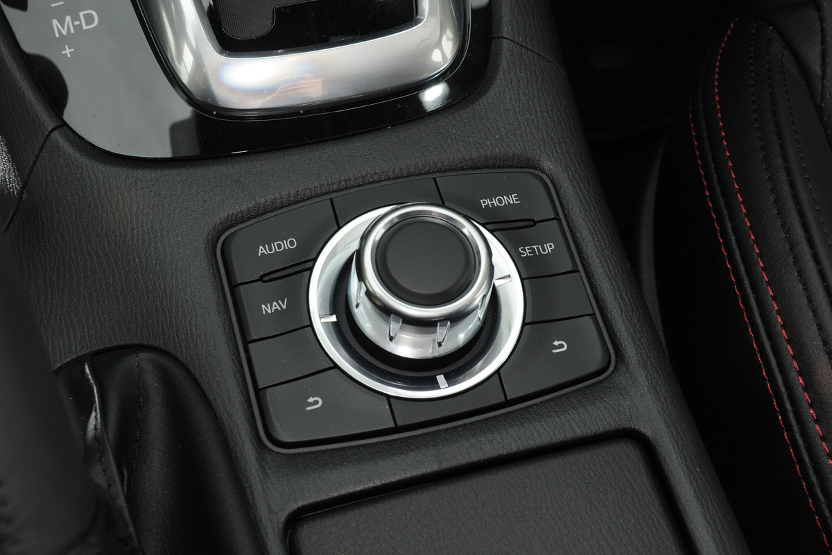 Mazda 6 automatic interior detail