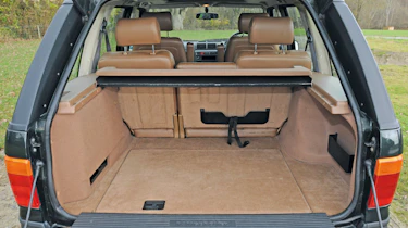 Range Rover MkII boot