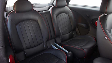 MINI JCW Paceman rear seats