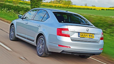Skoda Octavia - rear tracking