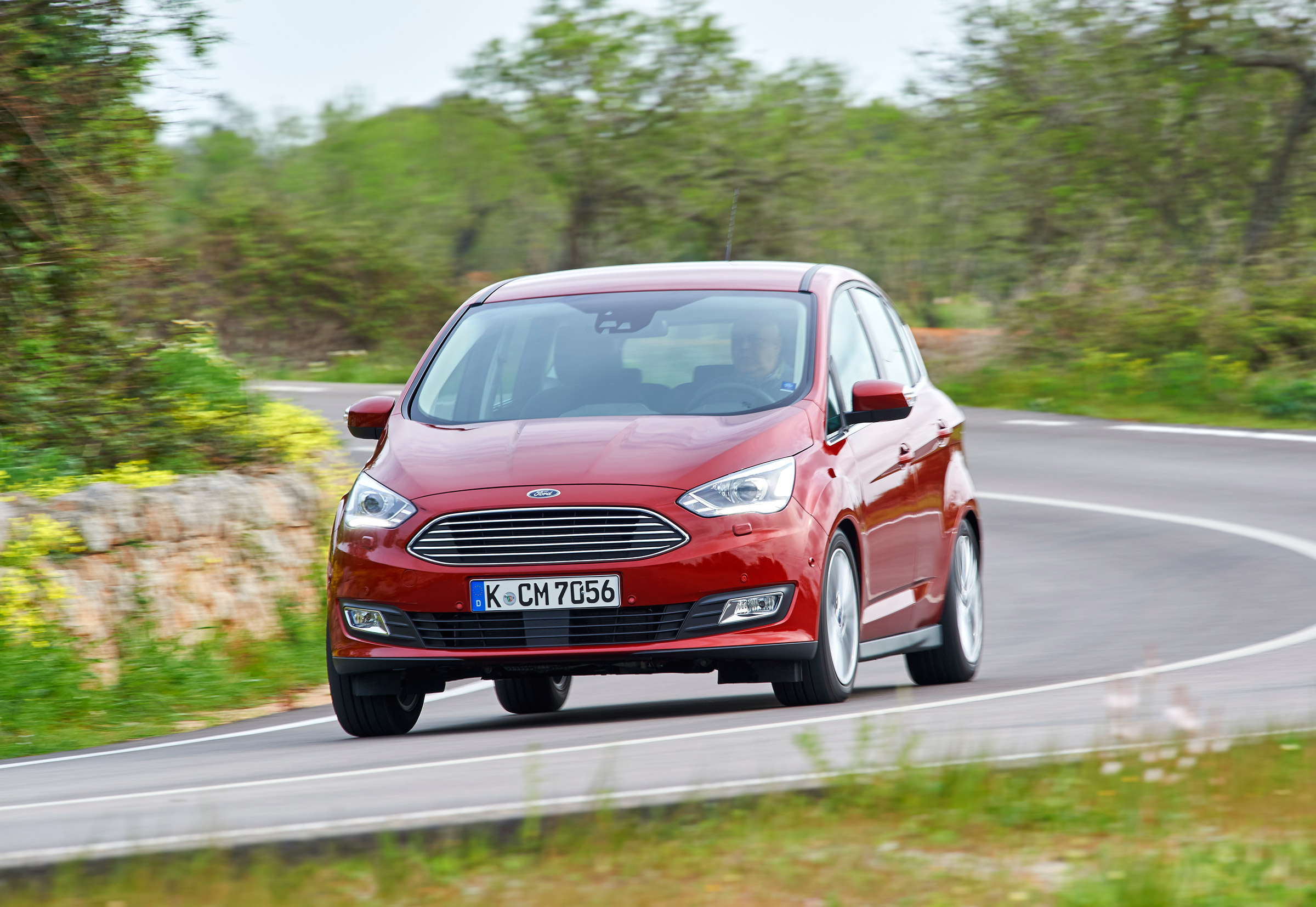 Ford C-MAX action