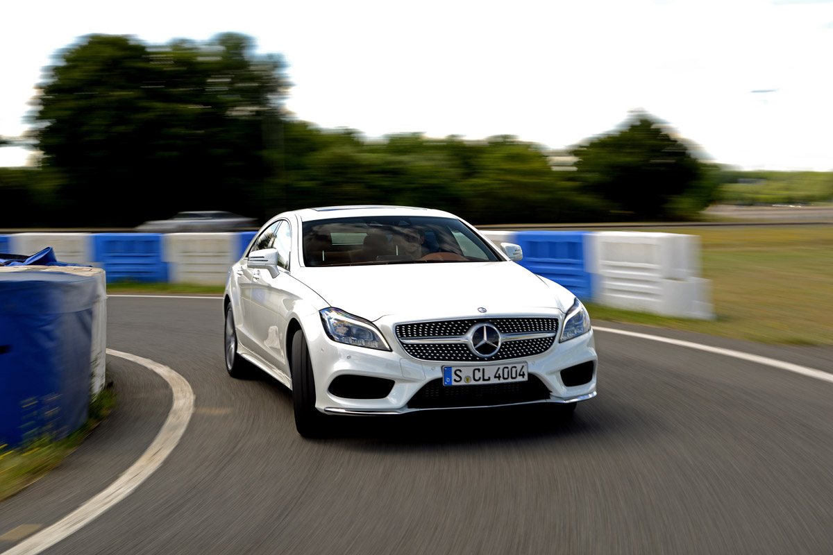 New Mercedes CLS 2014 cornering