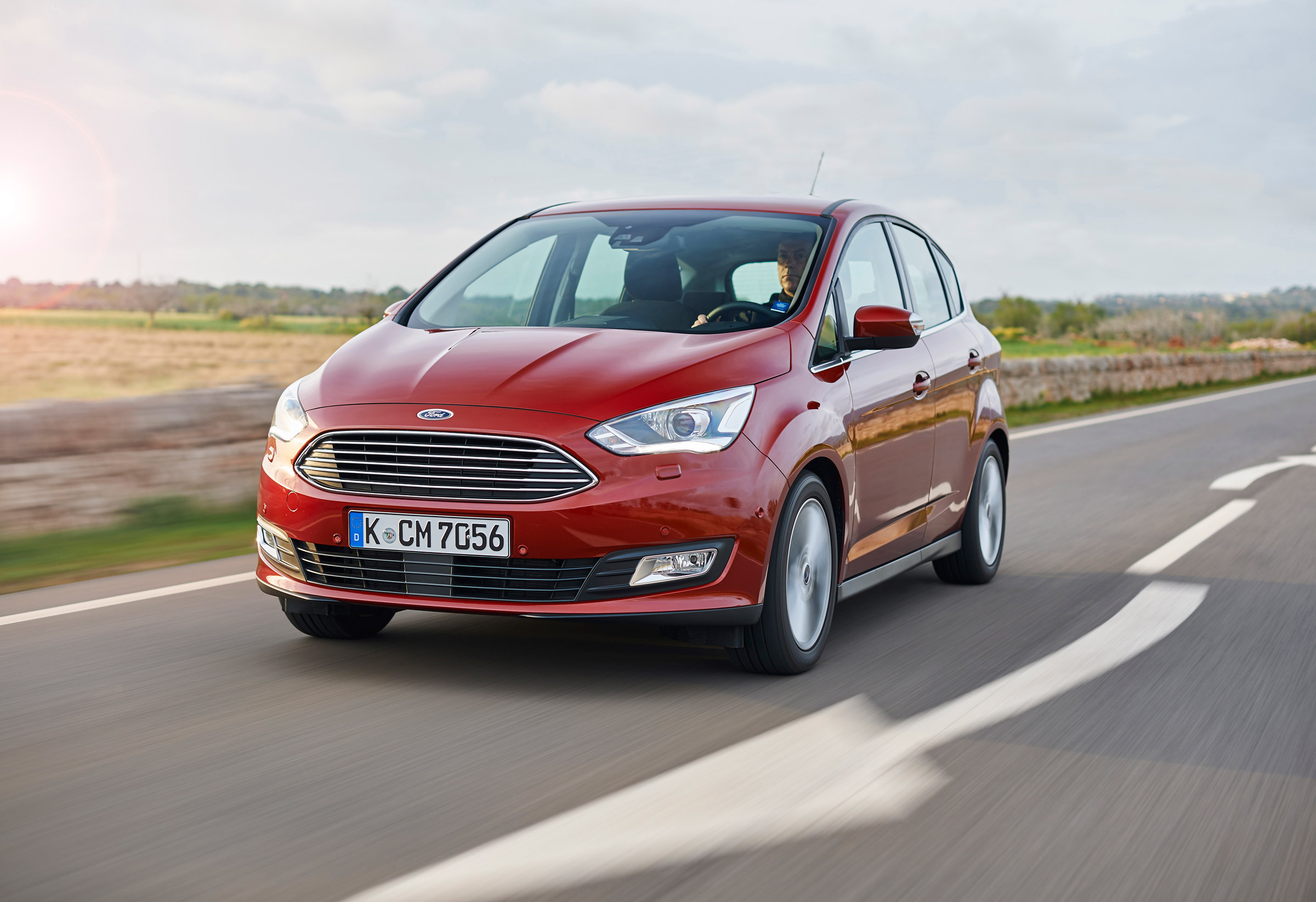 Ford C-MAX tracking