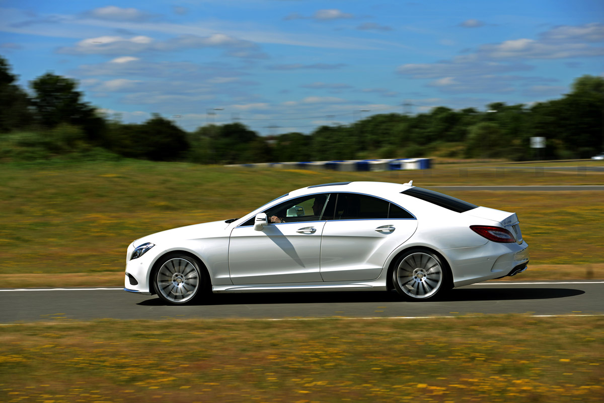 New Mercedes CLS 2014 pan