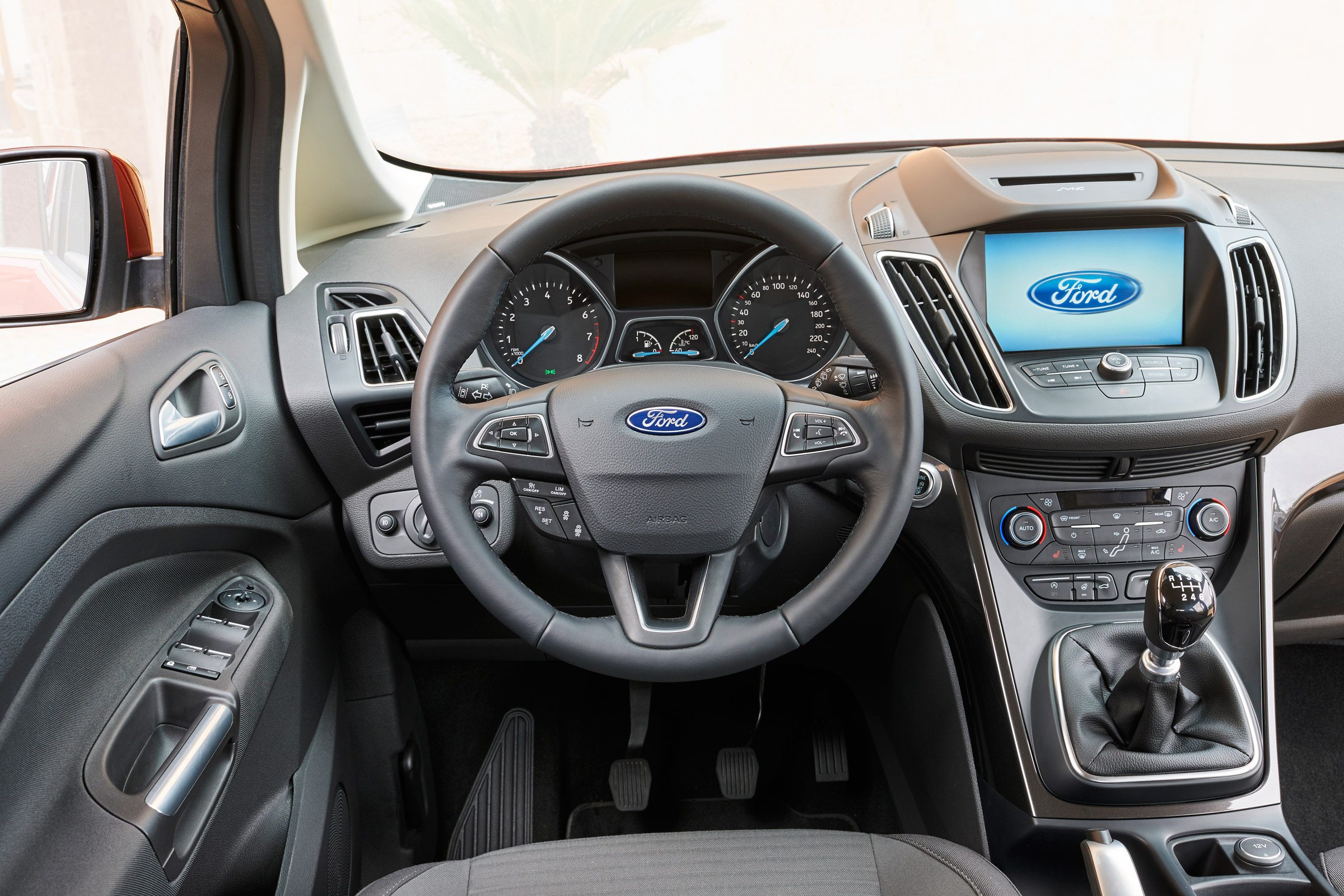 Ford C-MAX interior