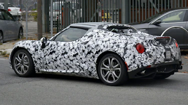 Alfa Romeo 4C QV spies rear side