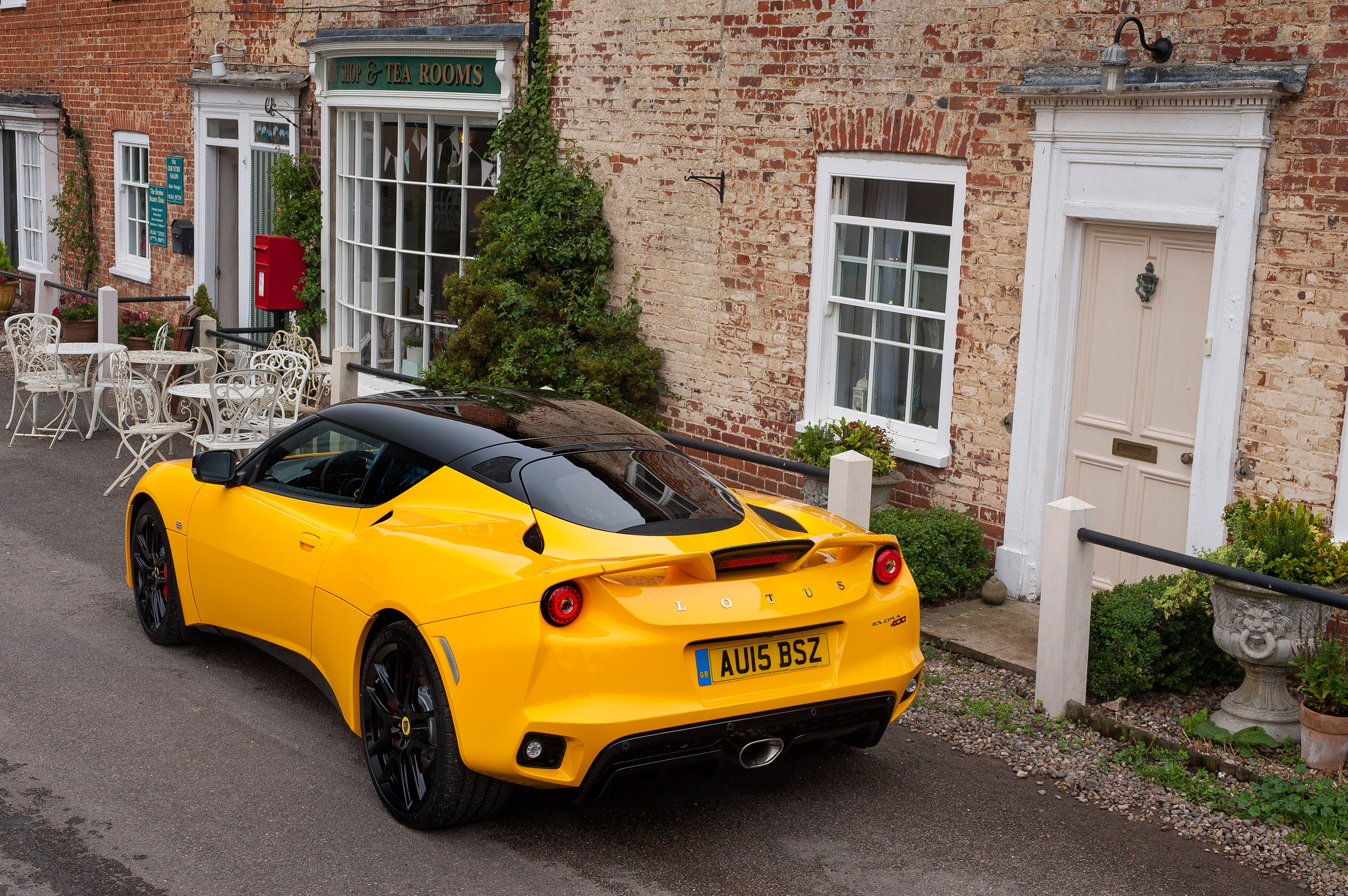 Lotus Evora 400 top