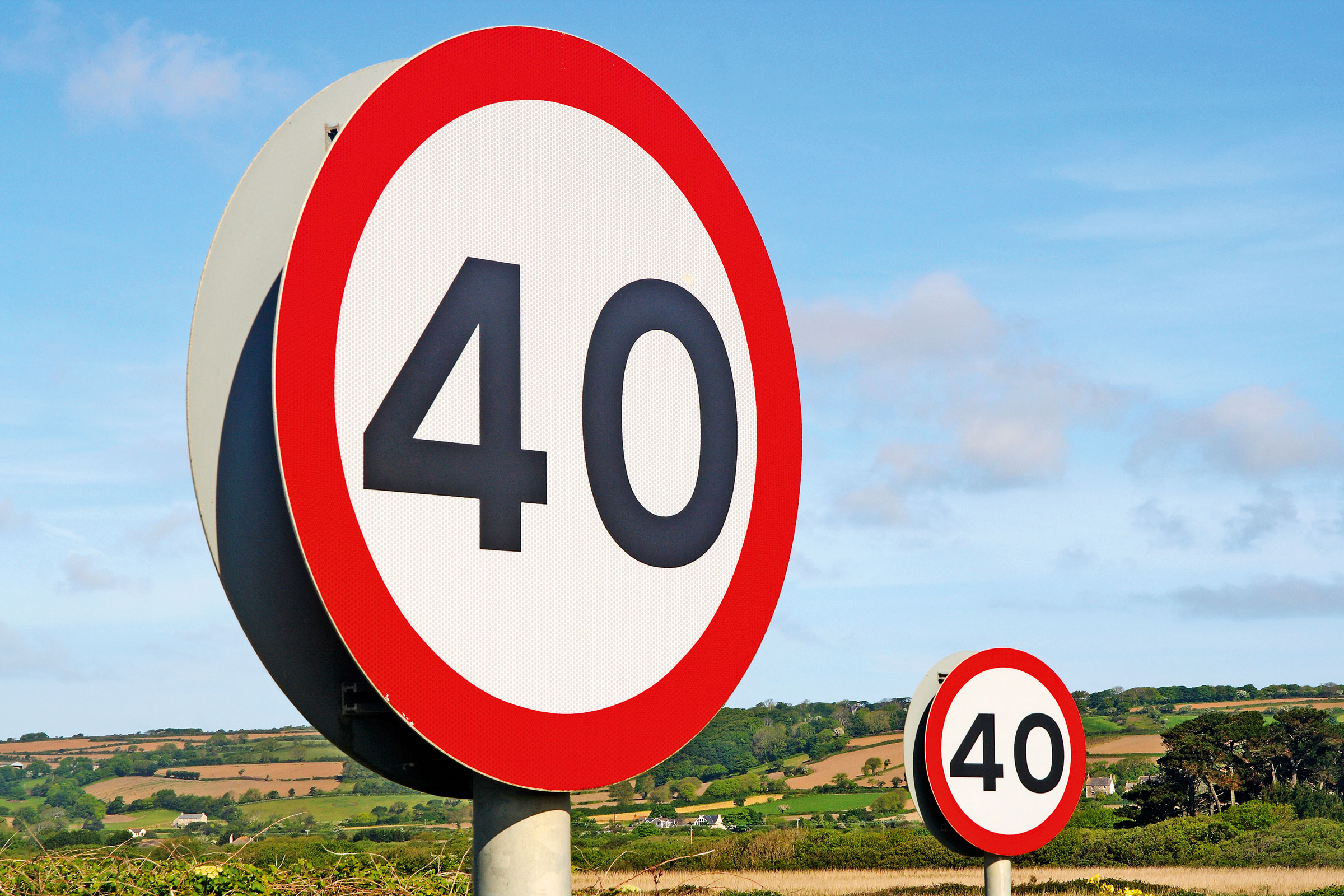 Speed limit sign