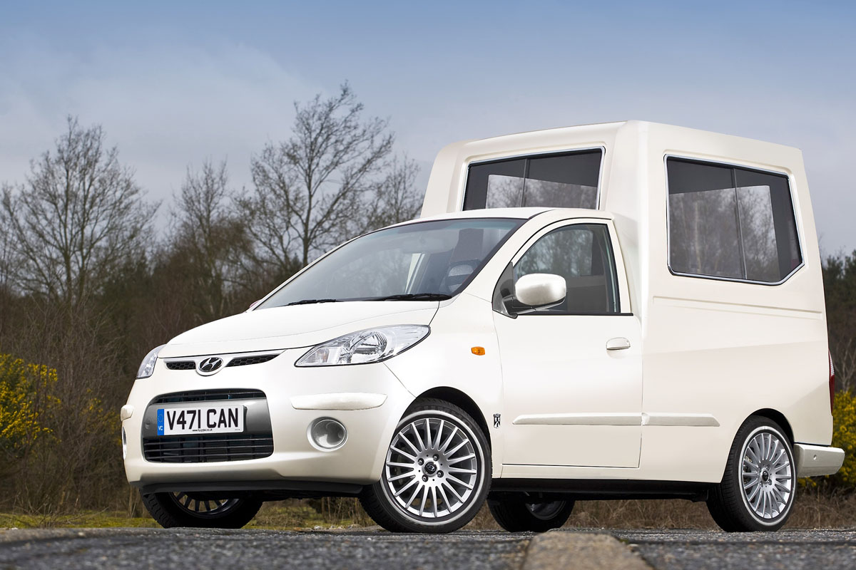 Hyundai’s i10 Popemobile