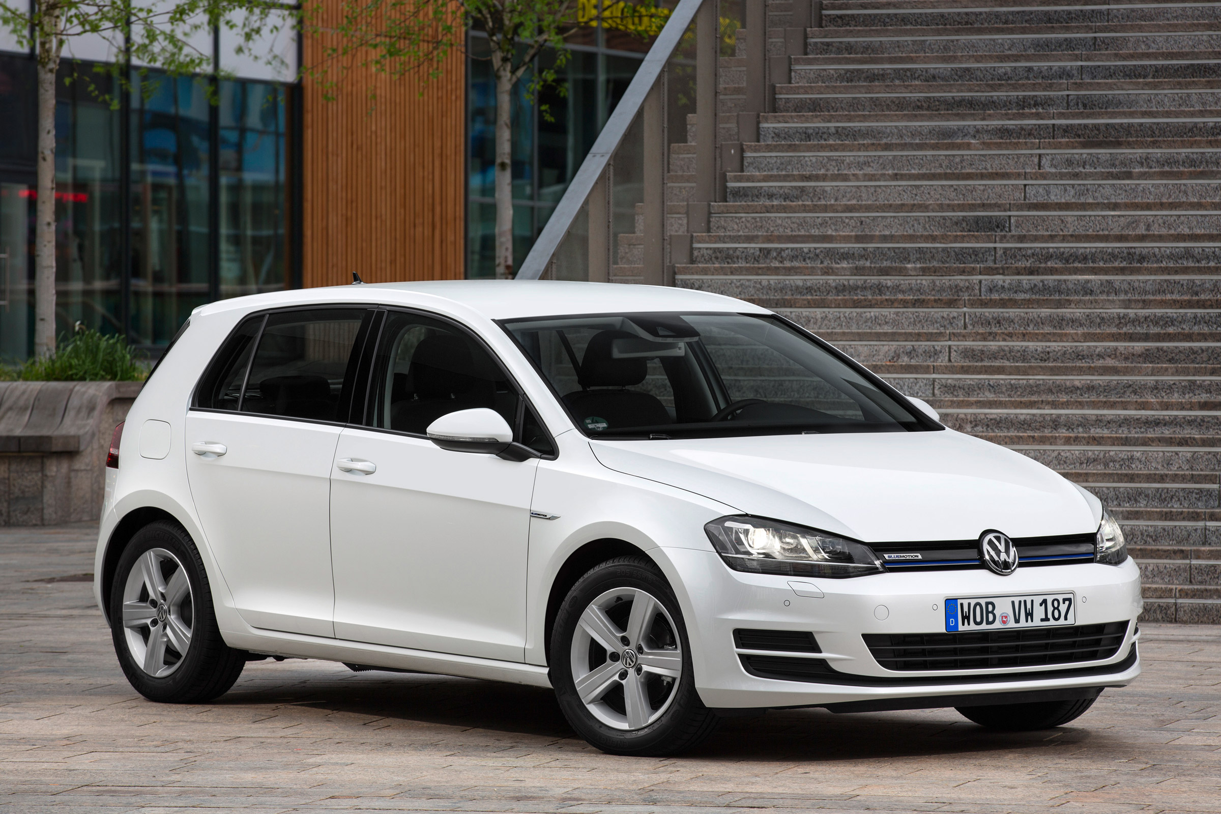 VW Golf BlueMotion 1.0 TSI static