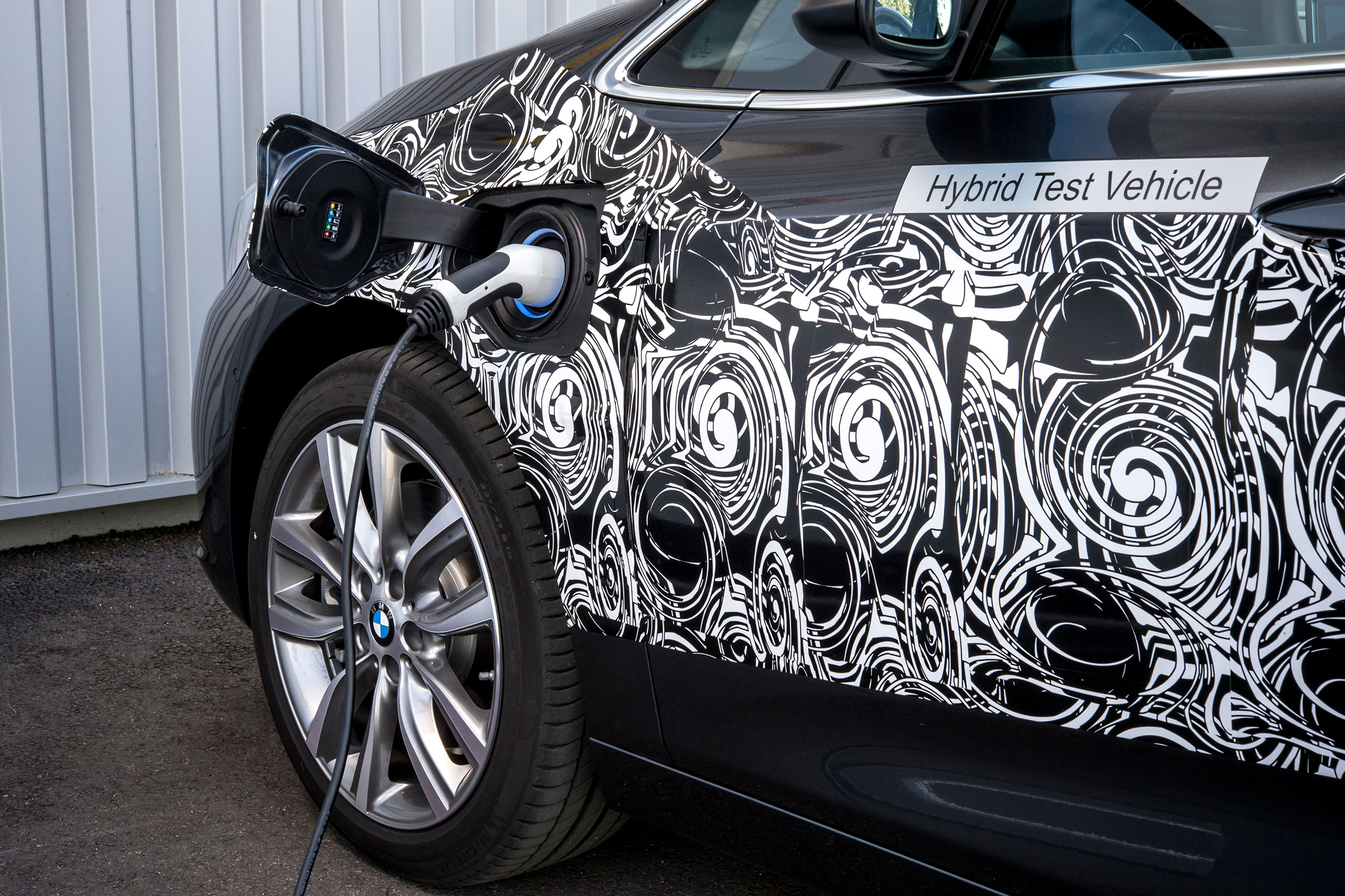 BMW 2 Series Active Tourer eDrive - plug