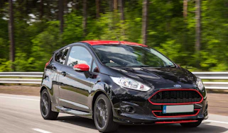 ford_fiesta_red_black