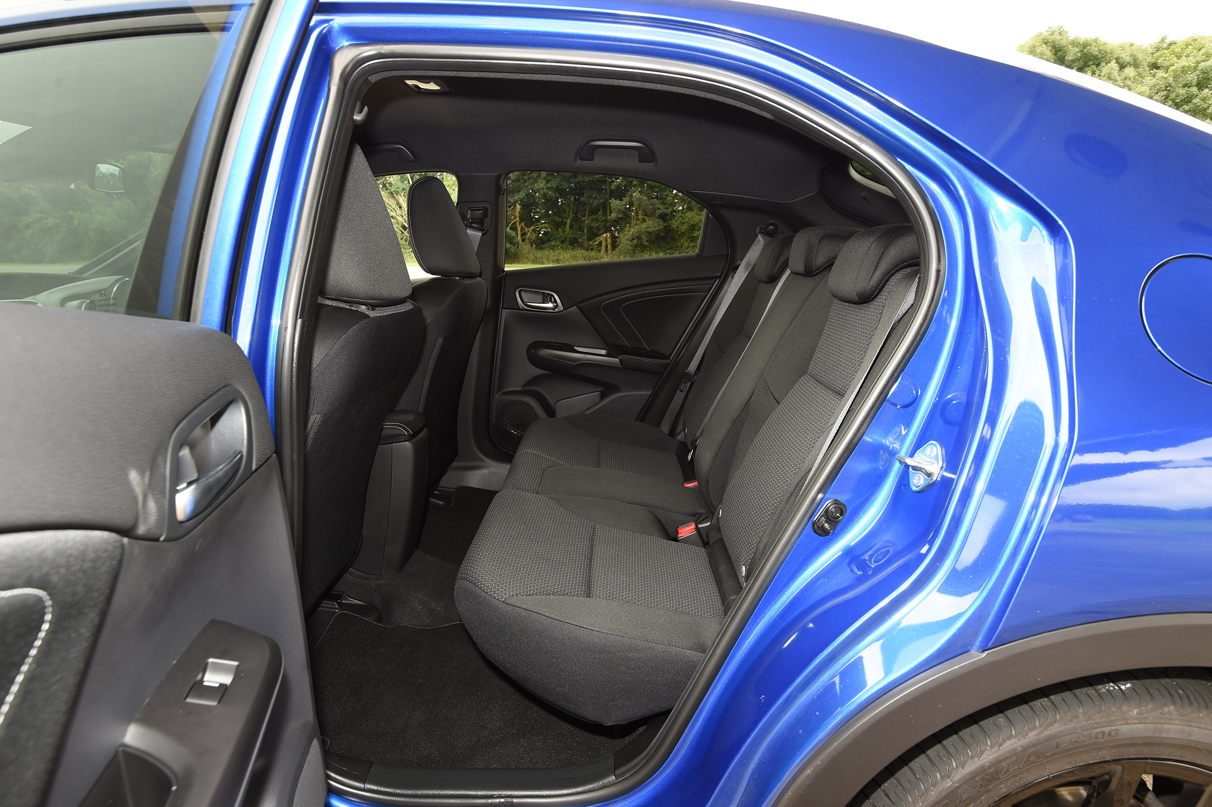 VW Polo - rear seats
