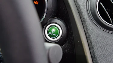 Honda Civic Sport - eco button