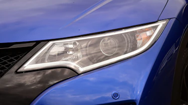 Honda Civic Sport - light