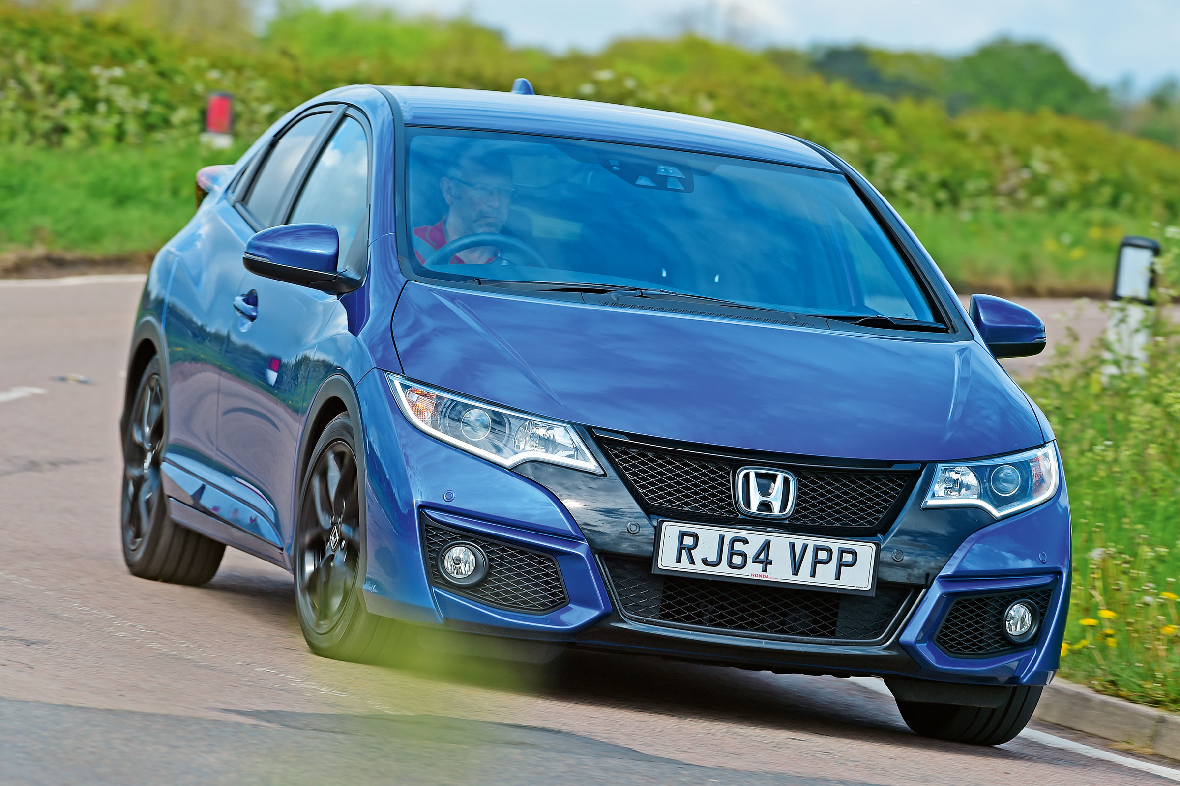 Honda Civic Sport - front cornering