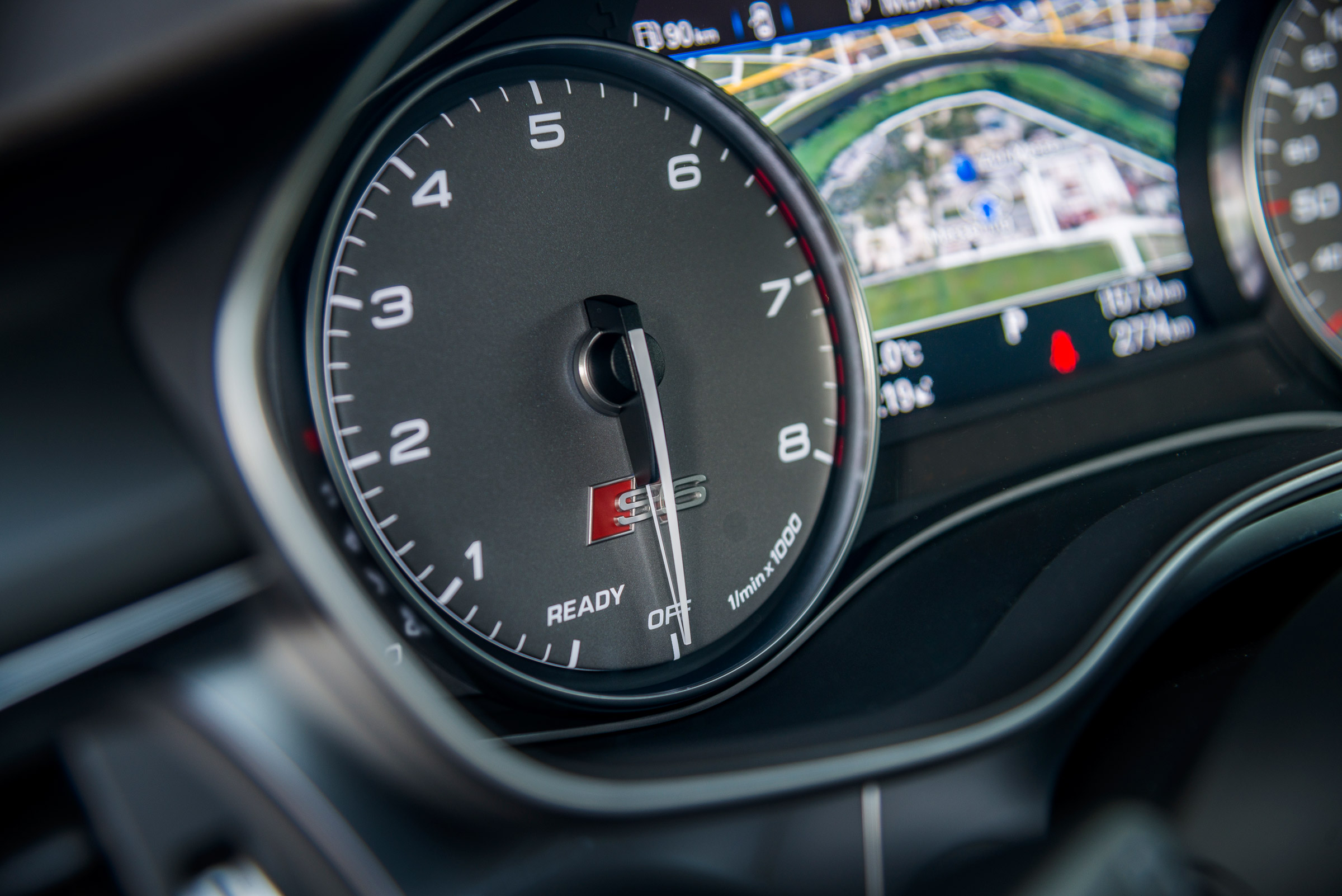 Audi S6 saloon 2014 dials