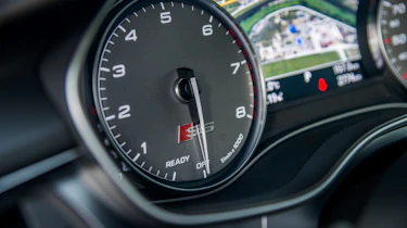 Audi S6 saloon 2014 dials