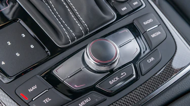 Audi S6 saloon 2014 buttons