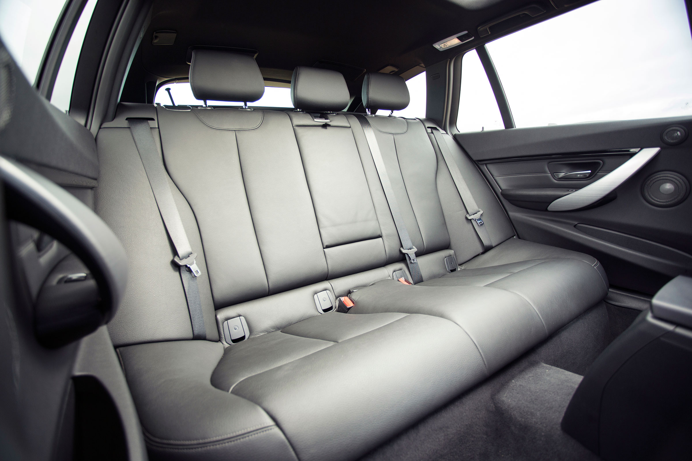 BMW 3 Series Touring - rear seats