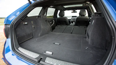 BMW 3 Series Touring - boot