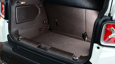 Jeep Renegade boot